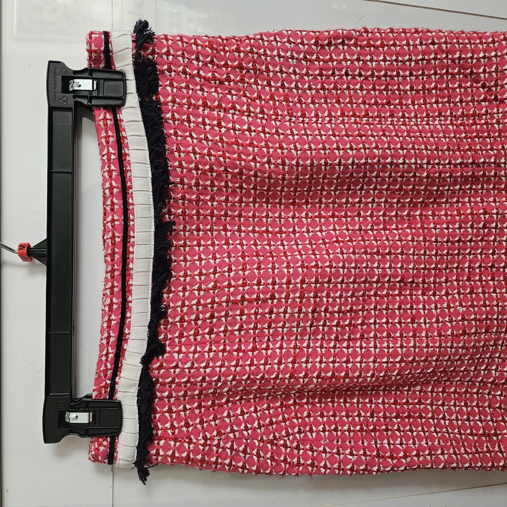 Tory Burch Chic Red Pink and White Tweed Skirt